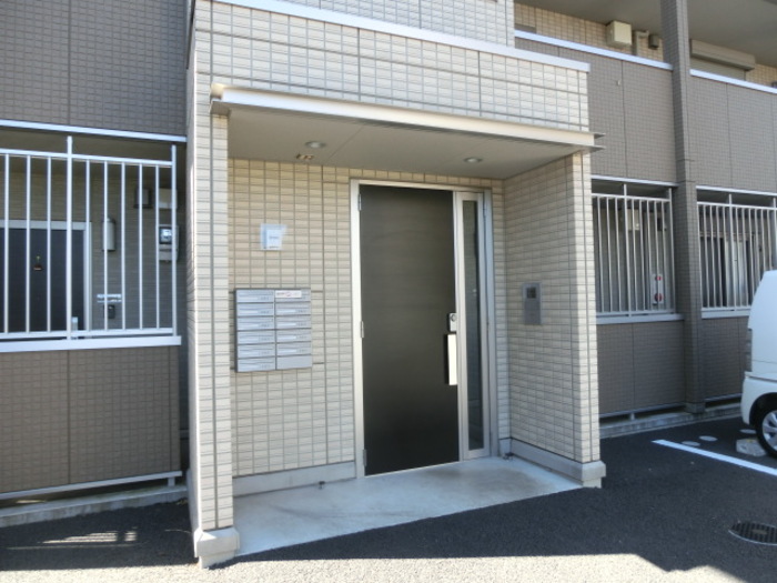 17/18 エントランス