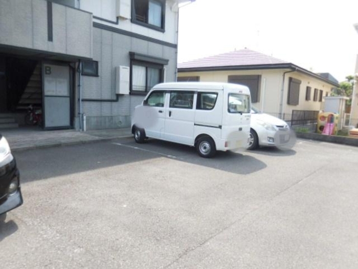 19/19 駐車場