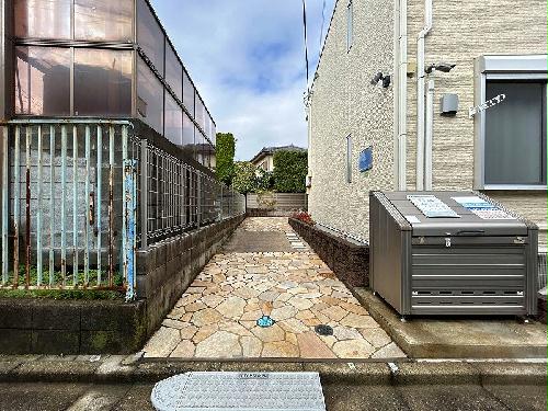 14/14 エントランス