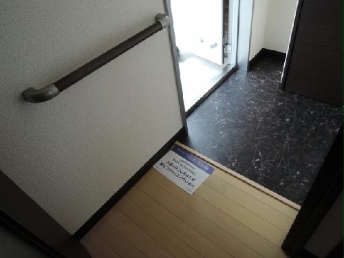 5/18 玄関