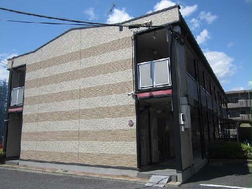 13/22 エントランス