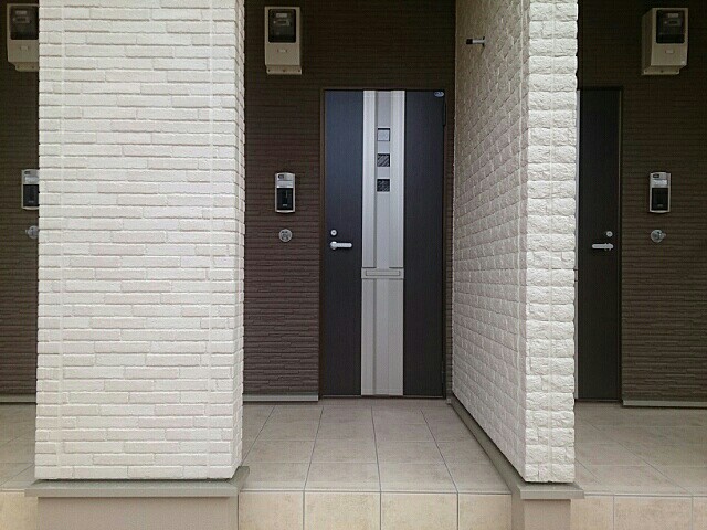 14/20 エントランス