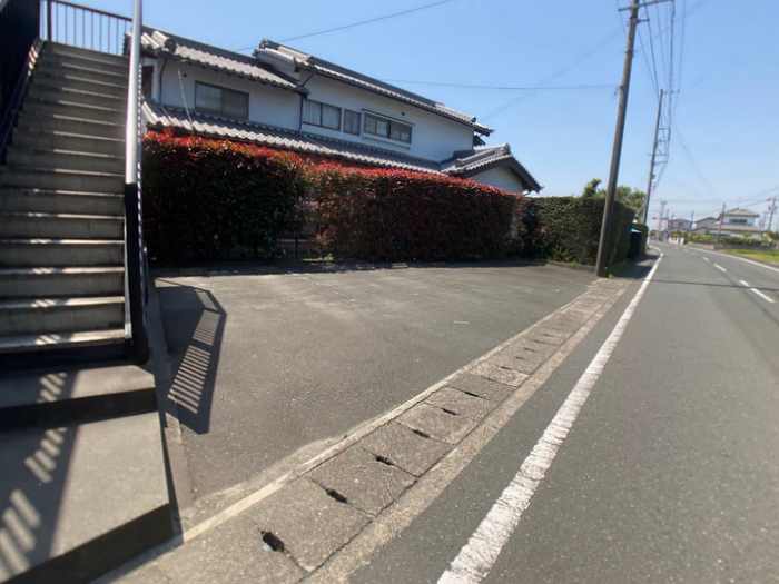 20/20 駐車場