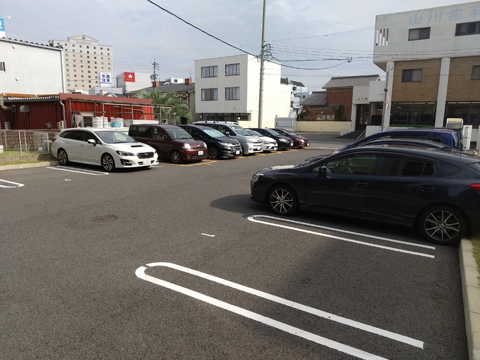 18/19 駐車場