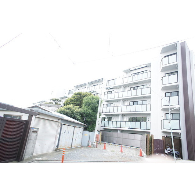 2/30 外観