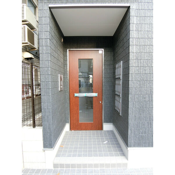 14/22 エントランス