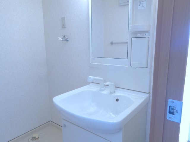 13/30 洗面