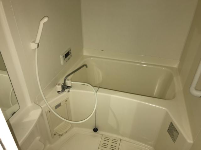 13/24 浴室