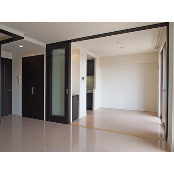 14/18 エントランス