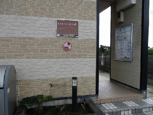 13/22 エントランス