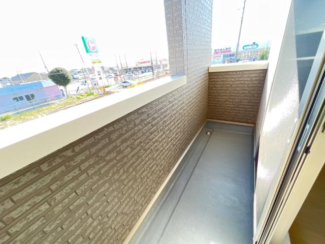 18/26 バルコニー