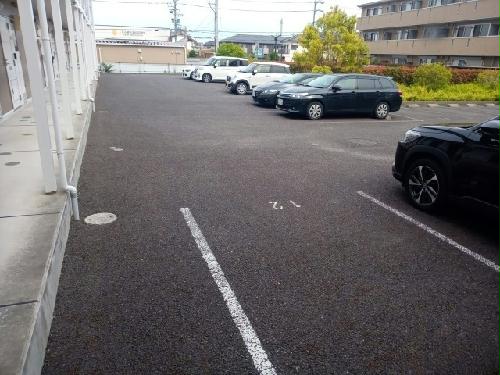 14/16 駐車場