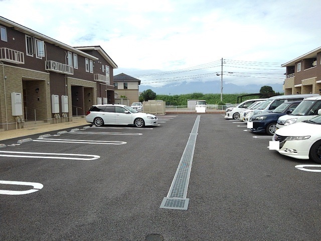 14/20 駐車場