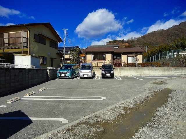14/20 駐車場