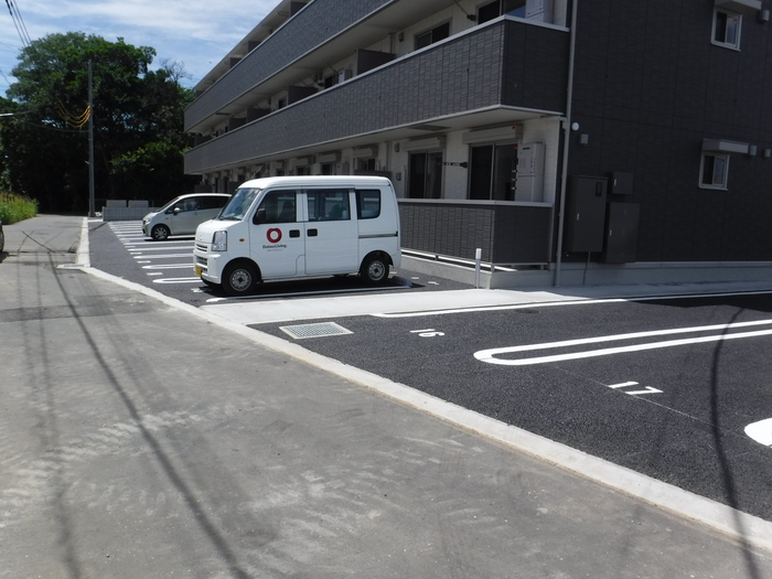 19/20 駐車場