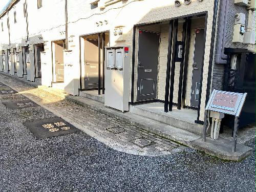 14/23 エントランス