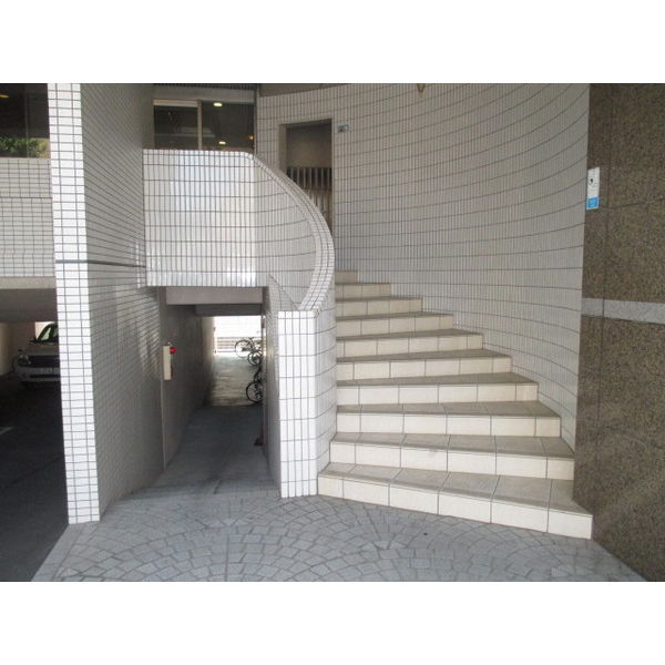 7/8 エントランス