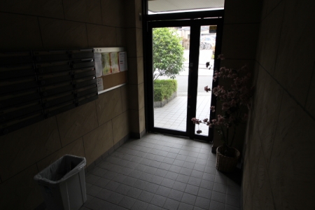 17/20 エントランス