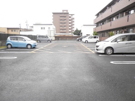 20/22 駐車場