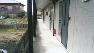 17/20 エントランス