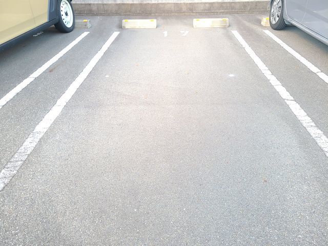 2/10 駐車場