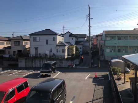 2/4 駐車場