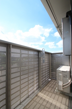 13/20 バルコニー