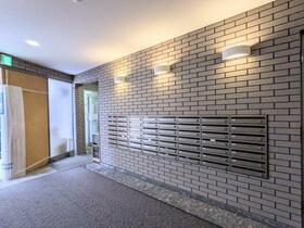 15/15 エントランス