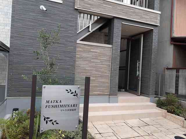 13/20 エントランス