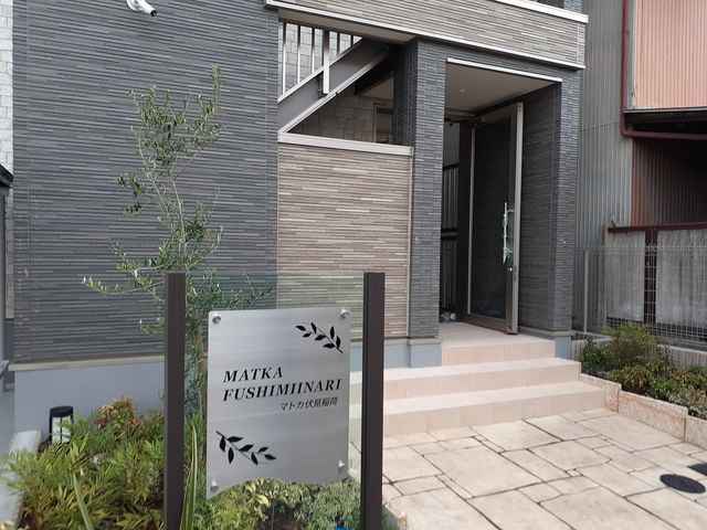 13/20 エントランス