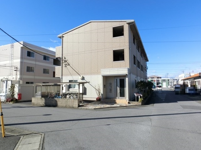 2/4 エントランス