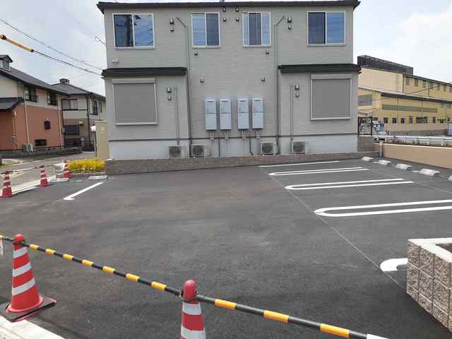 14/20 駐車場