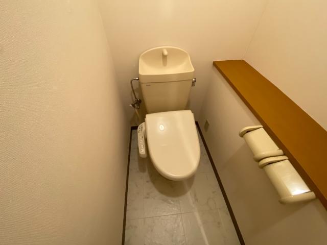 16/24 トイレ