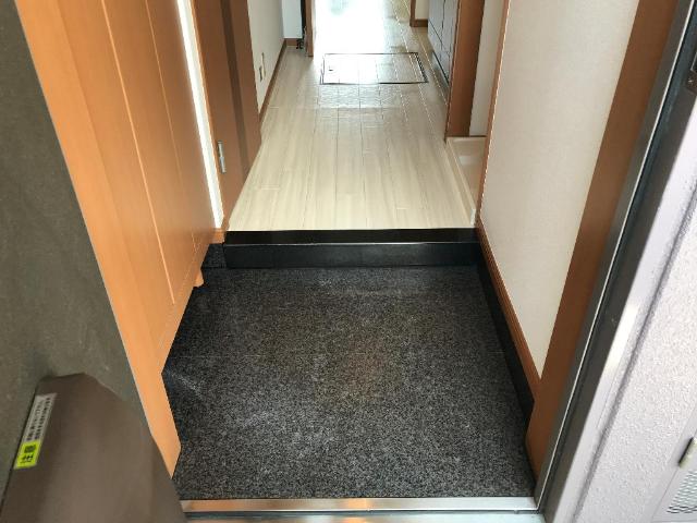 8/22 玄関