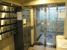 15/15 エントランス