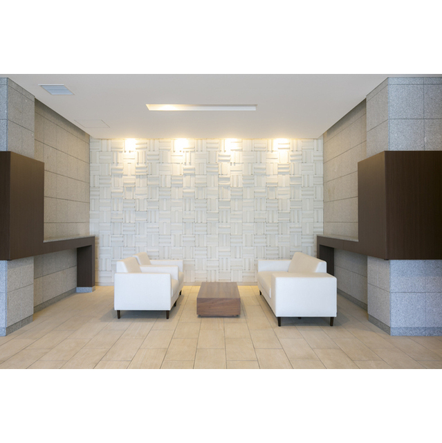 16/17 エントランス