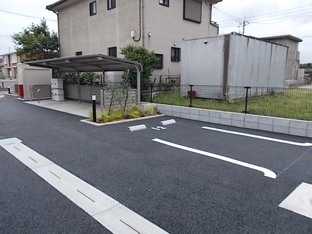 14/20 駐車場