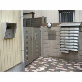 15/15 エントランス