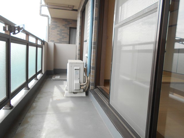 13/30 バルコニー