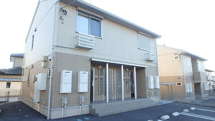 19/28 エントランス