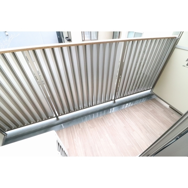 13/21 バルコニー