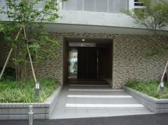 15/23 エントランス