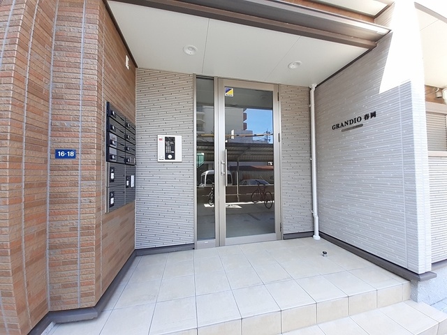 14/21 エントランス