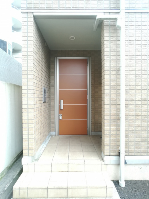 19/28 エントランス