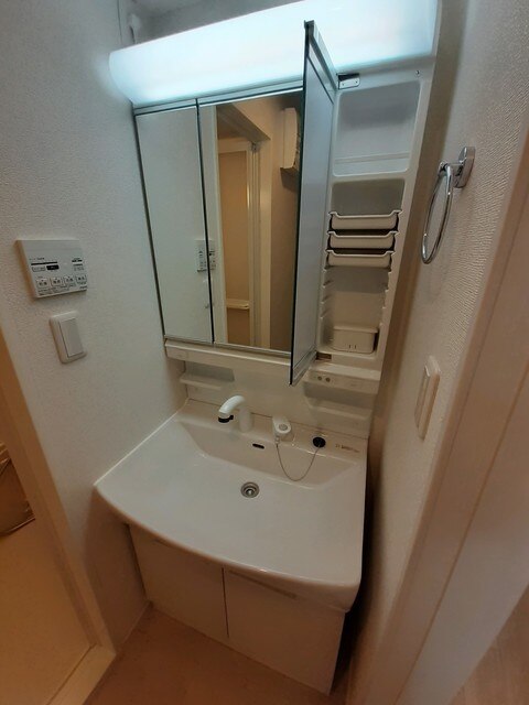 13/30 洗面
