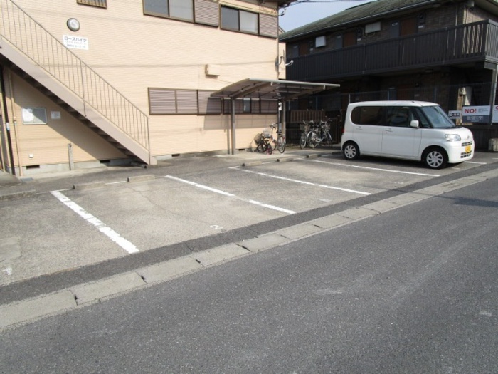 19/19 駐車場