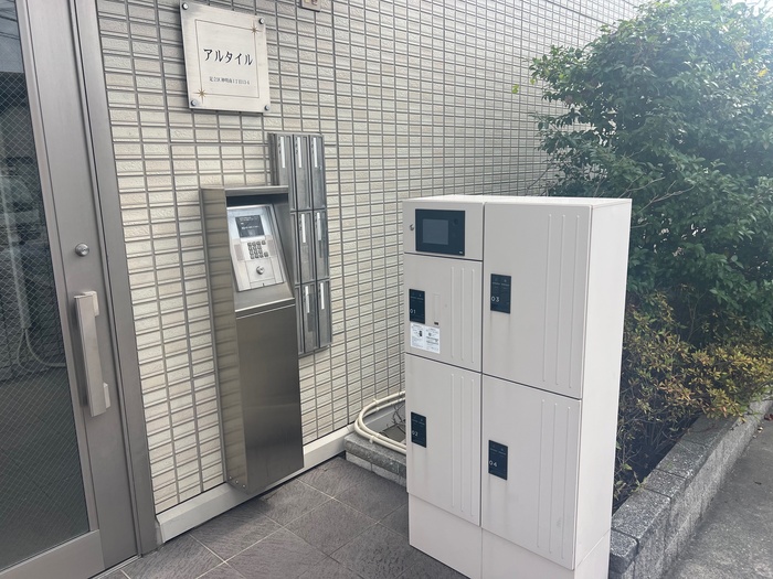 16/25 エントランス