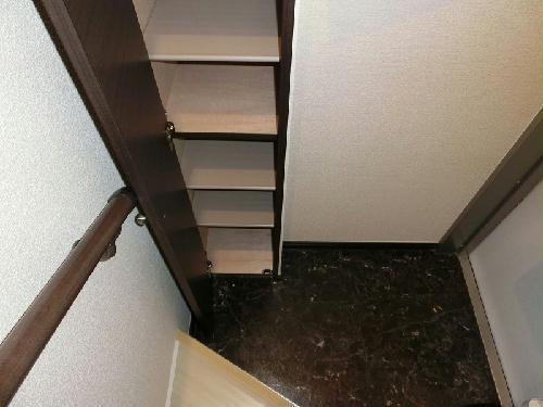 6/16 玄関