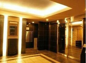 14/16 エントランス