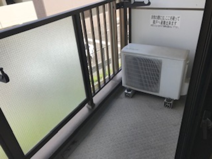 19/30 バルコニー